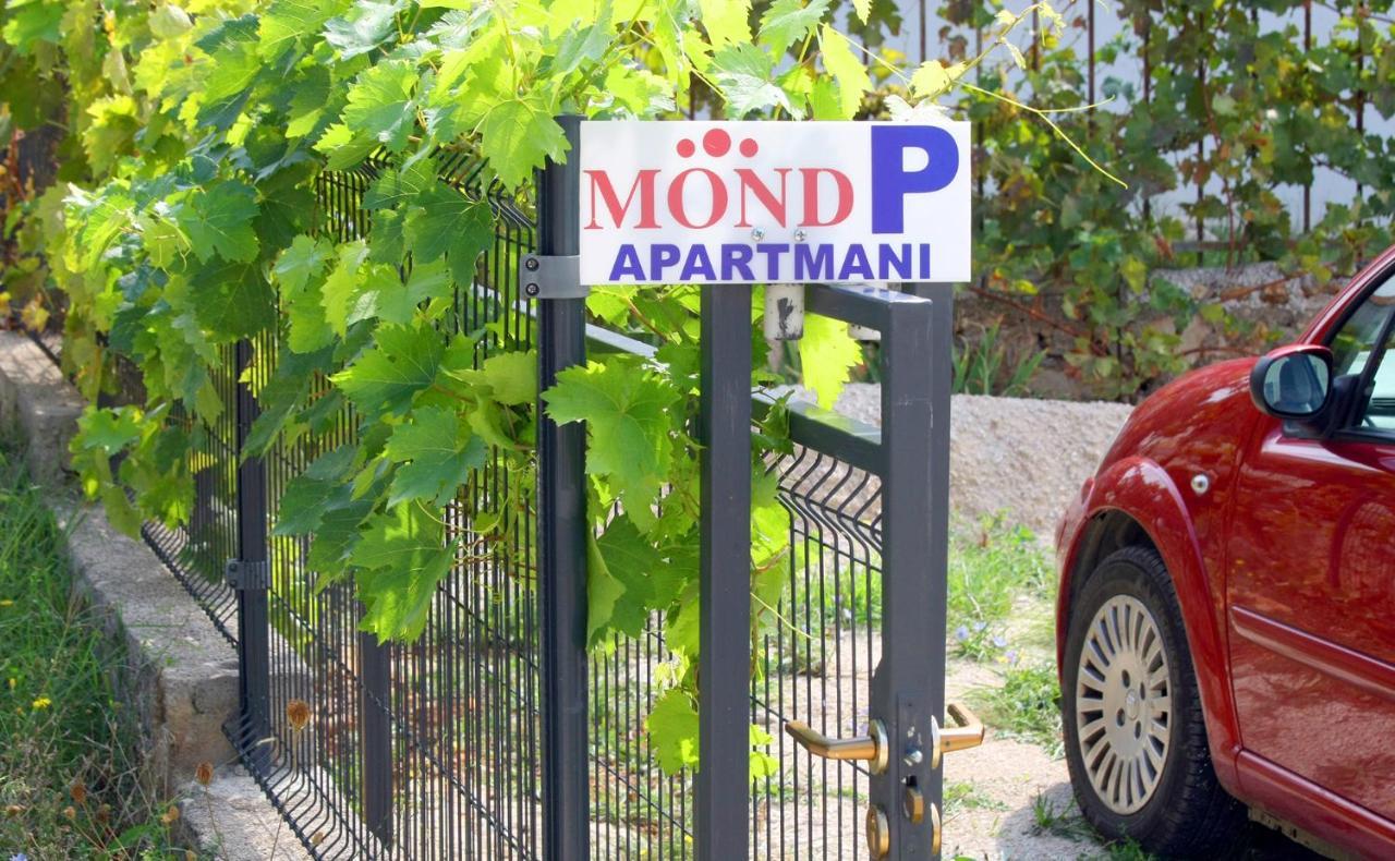 Apartments Mond Gornji Karin Ngoại thất bức ảnh