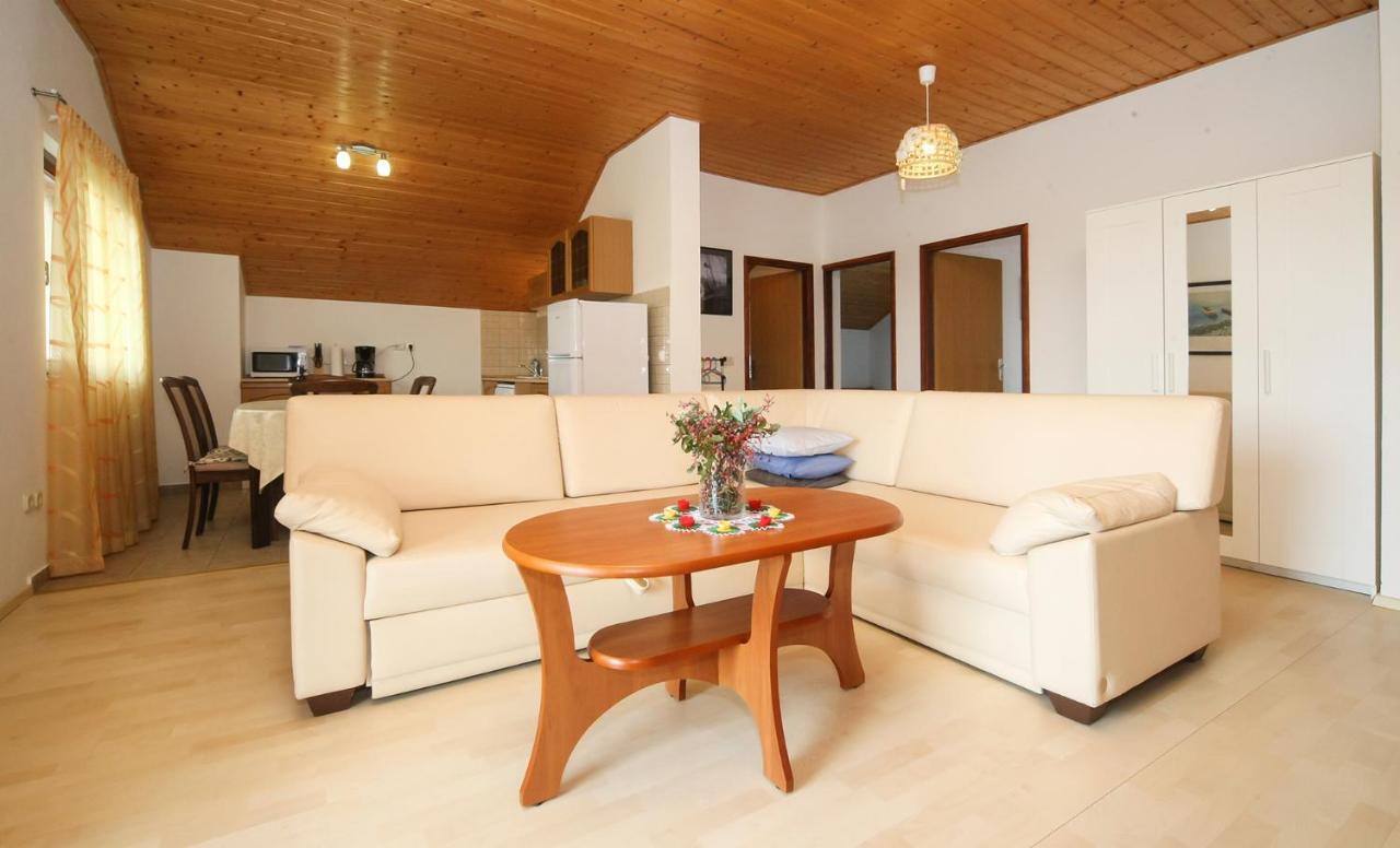 Apartments Mond Gornji Karin Ngoại thất bức ảnh