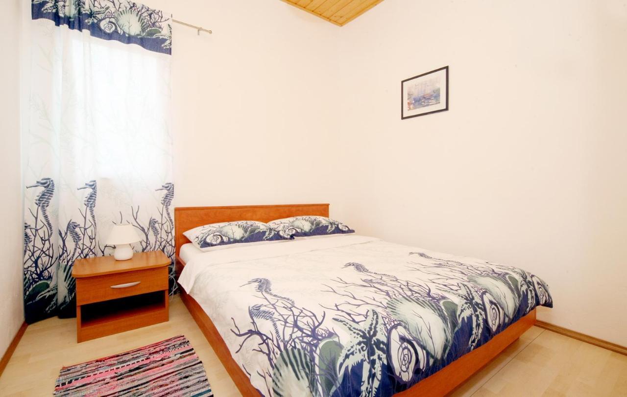 Apartments Mond Gornji Karin Ngoại thất bức ảnh