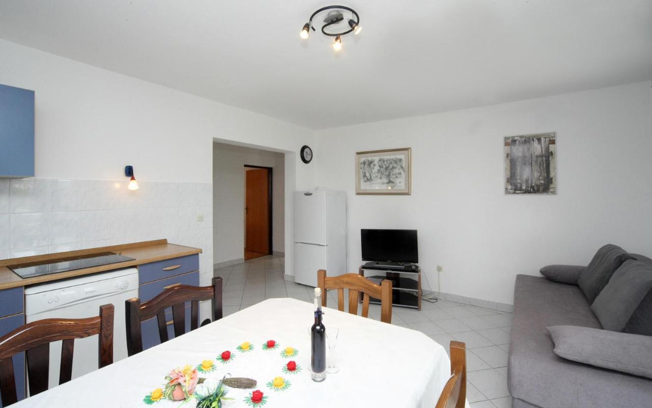 Apartments Mond Gornji Karin Ngoại thất bức ảnh